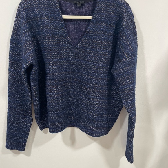 COS Women's Navy V-Neck Sweater - Picture 1 of 3